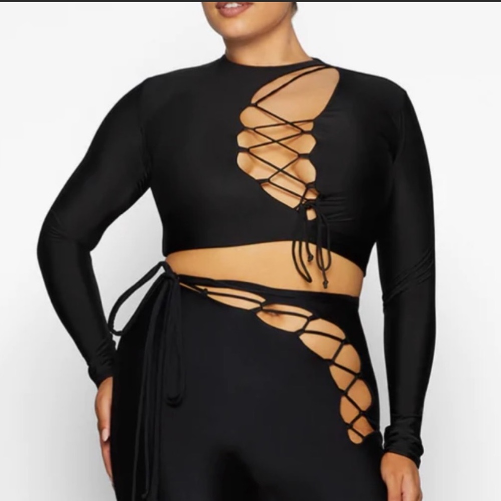 Skims lace-up top - Picture 2 of 4